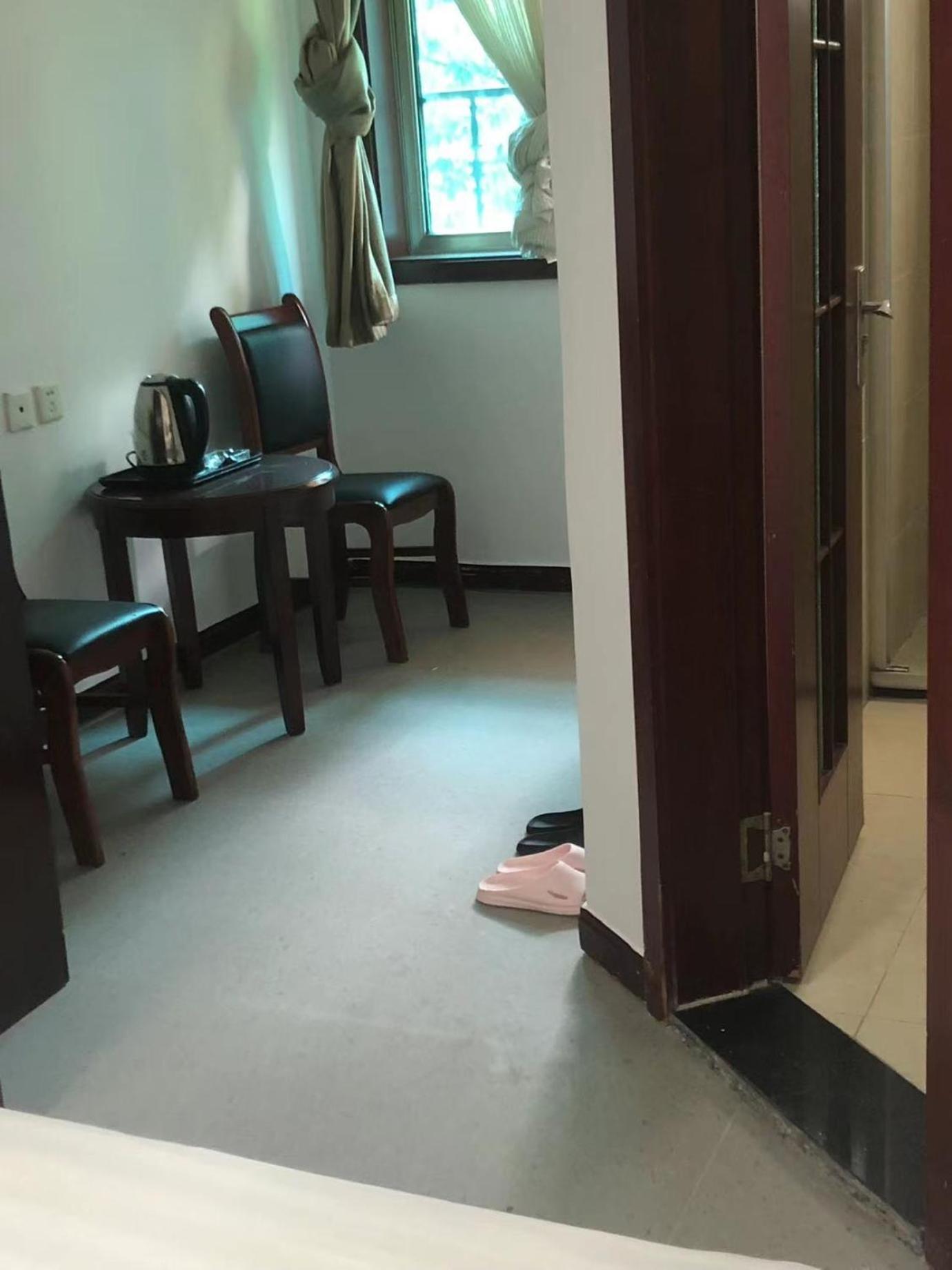 Chengdu Sichuan University Budget Hotel Екстериор снимка