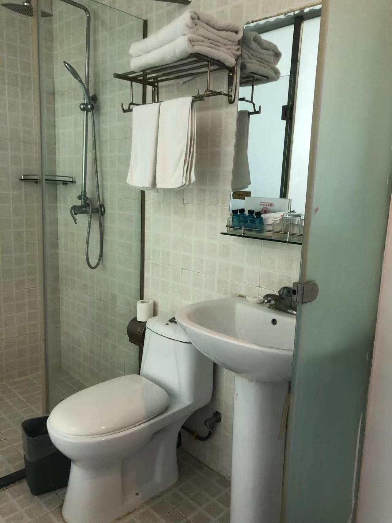 Chengdu Sichuan University Budget Hotel Екстериор снимка